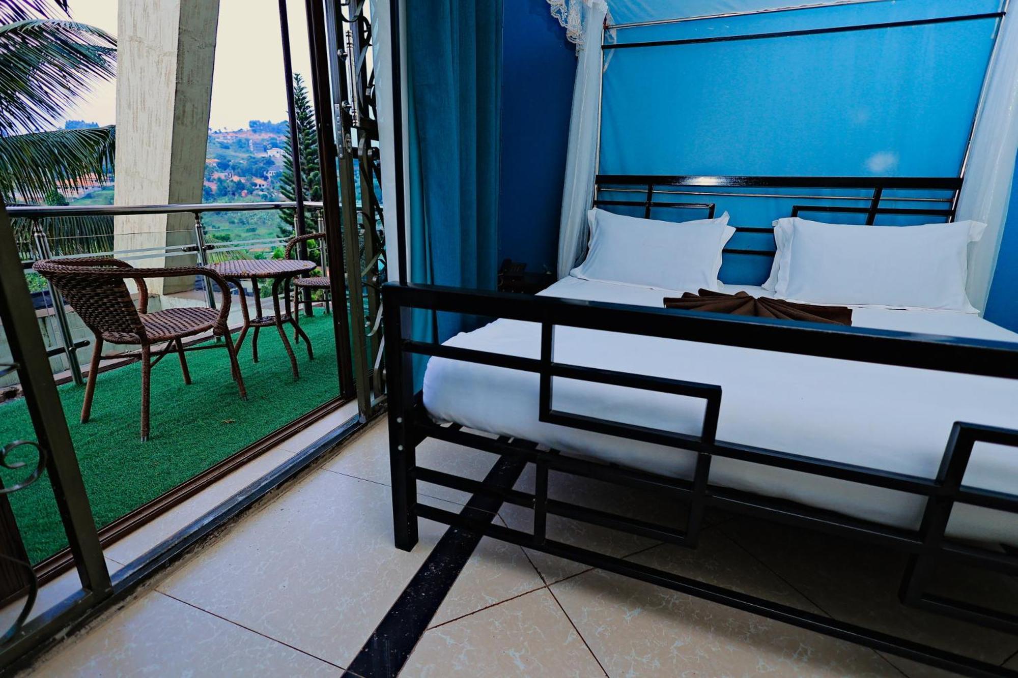 Shine Country Resort Hotel Naziba Exterior foto